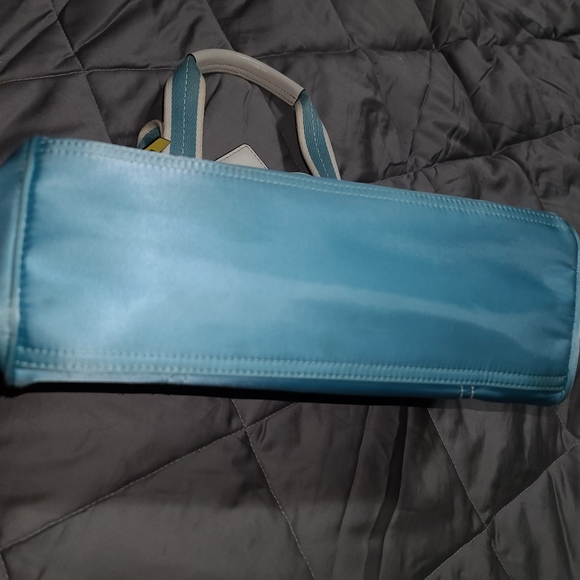 Authentic Coach Satchel 11992 - Picture 2 of 7